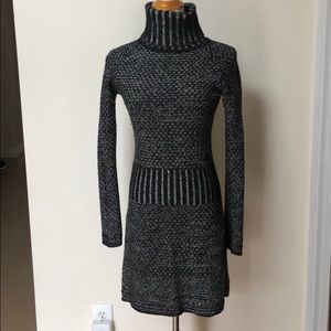 Gorgeous Chanel Turtleneck dress in Size 38